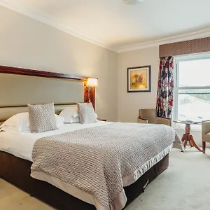 Hotel Crown By Compass Hospitality